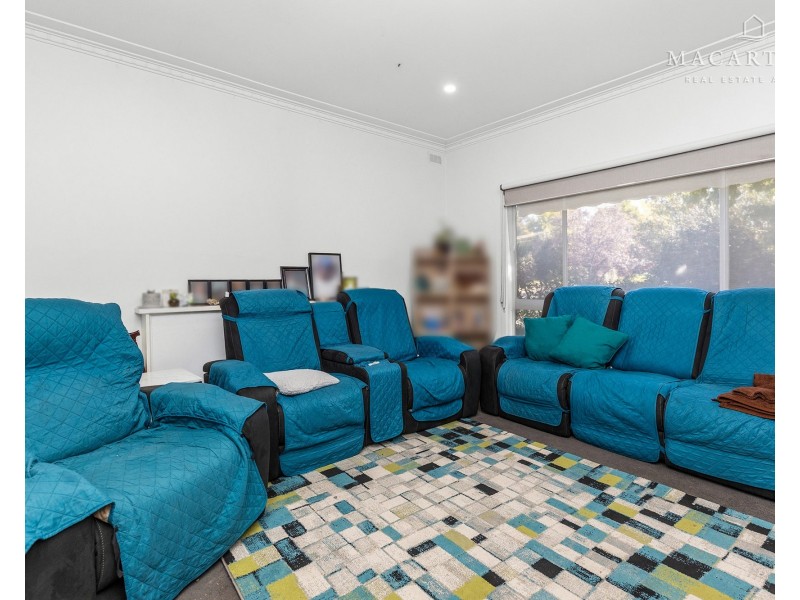 21 Cutler Avenue, Kooringal NSW 2650