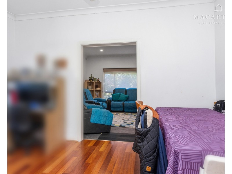 21 Cutler Avenue, Kooringal NSW 2650