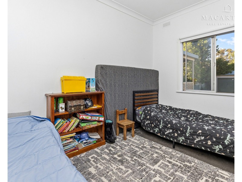 21 Cutler Avenue, Kooringal NSW 2650