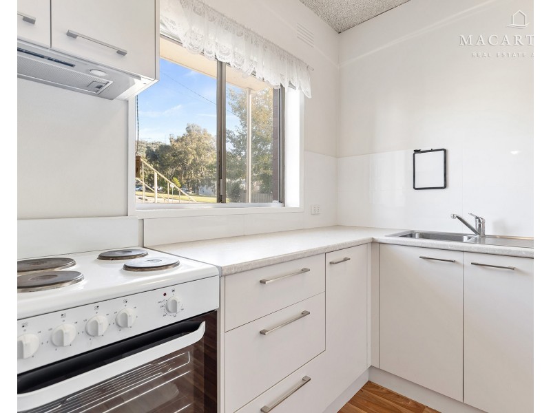 1/201 Lake Albert Road, Kooringal NSW 2650