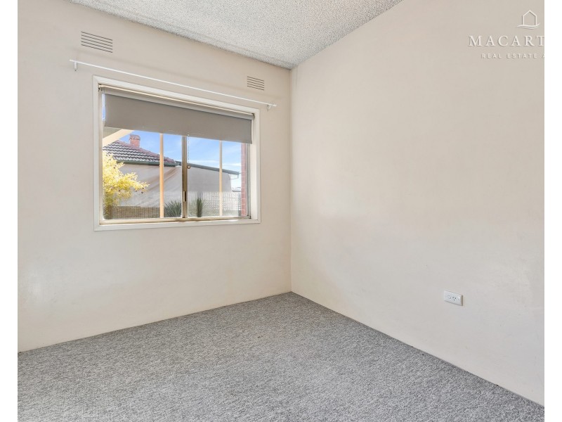 1/201 Lake Albert Road, Kooringal NSW 2650