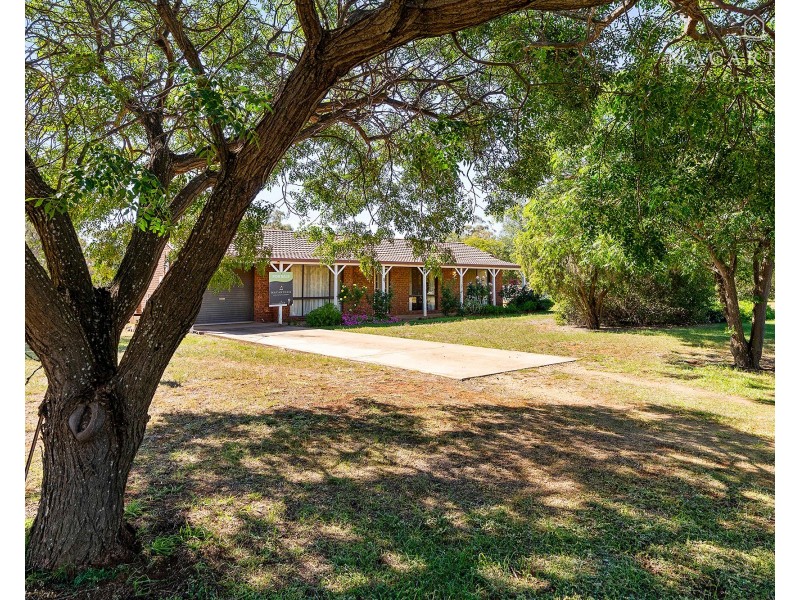 30 Spring Street, Ganmain NSW 2702