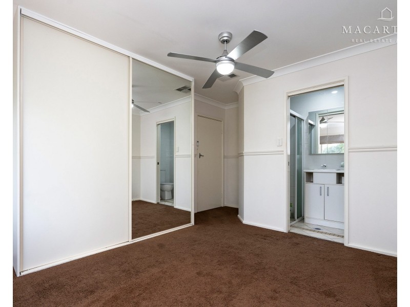 24 Waranga Avenue, Mount Austin NSW 2650