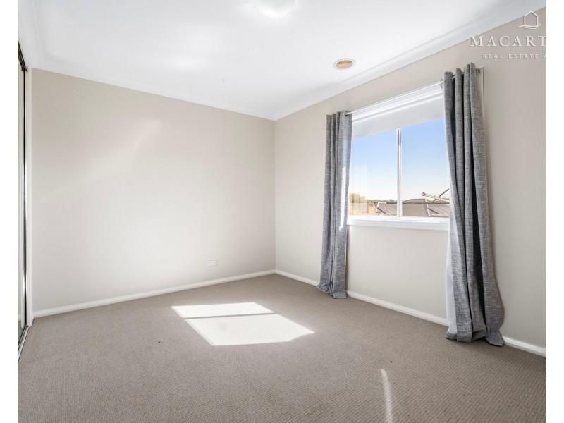 26 Osterley Street, Bourkelands NSW 2650