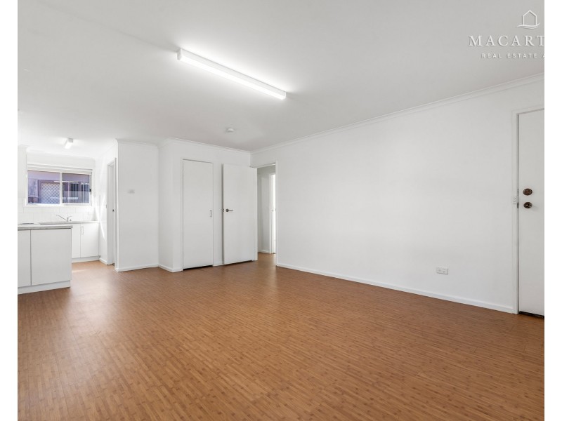 1/31-33 Lampe Avenue, Wagga Wagga NSW 2650