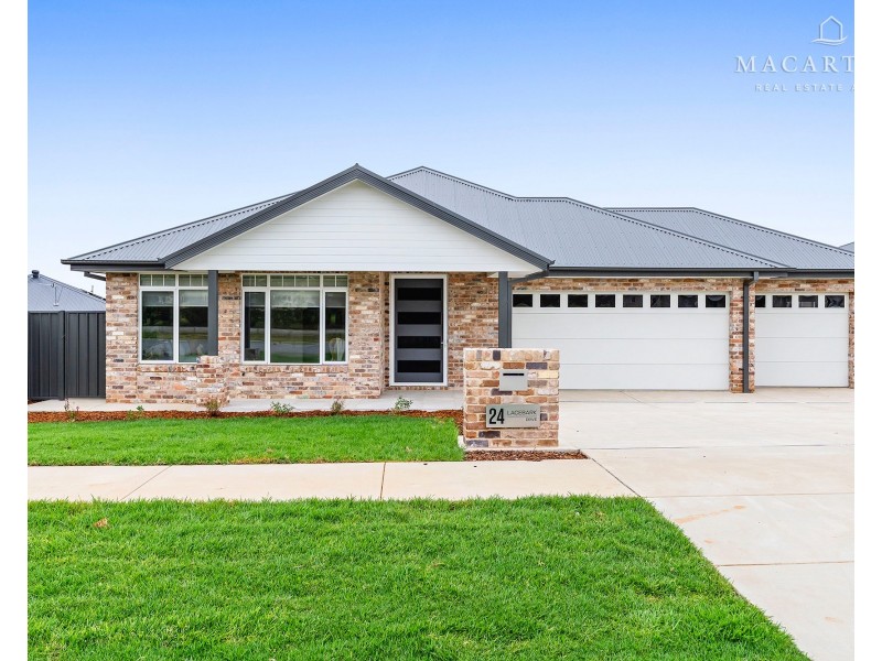 24 Lacebark Drive, Forest Hill NSW 2651