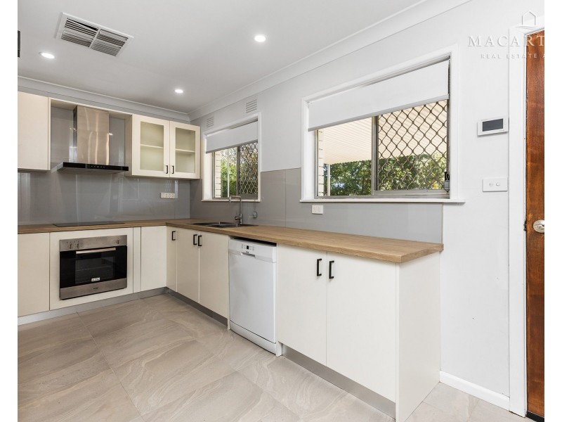 30 Macarthur Street, Ashmont NSW 2650