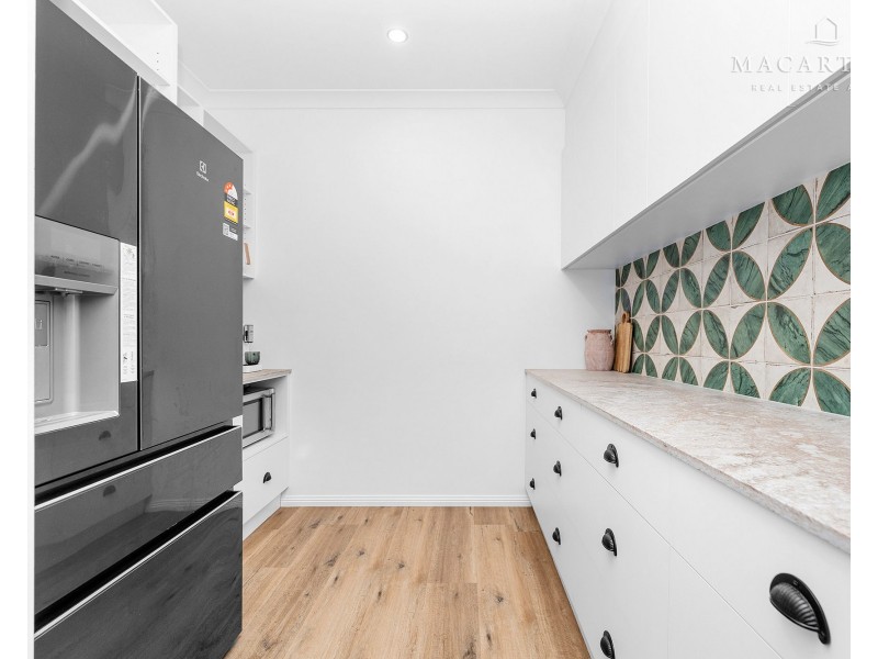 12 Unaipon Street, Lloyd NSW 2650