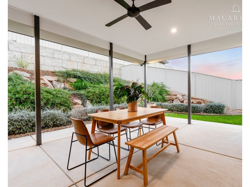 12 Unaipon Street, Lloyd NSW 2650