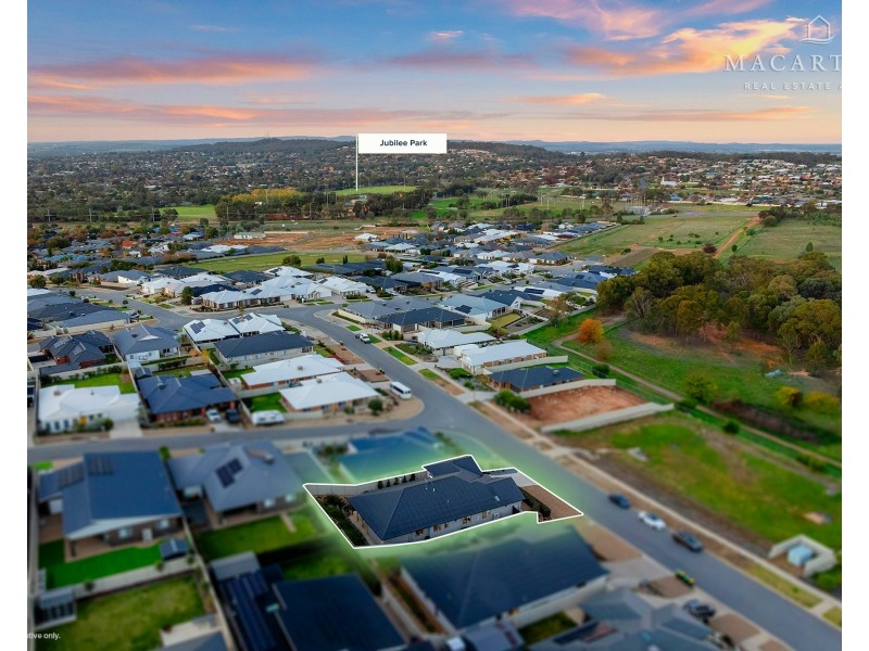 12 Unaipon Street, Lloyd NSW 2650