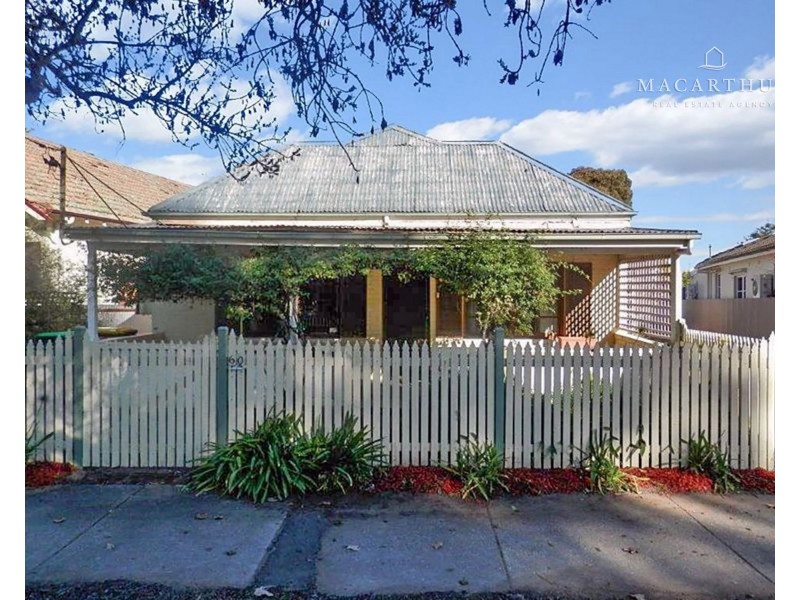 60 The Esplanade, Wagga Wagga NSW 2650