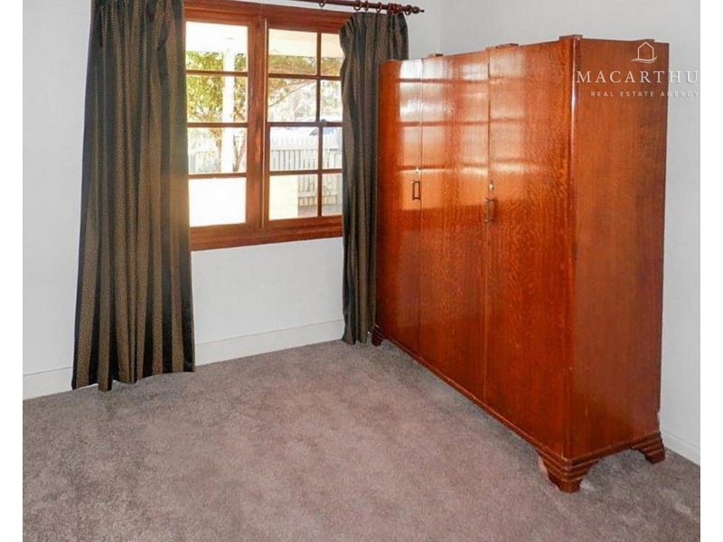 60 The Esplanade, Wagga Wagga NSW 2650