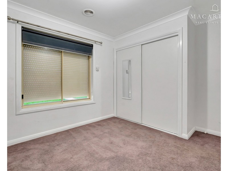 3 Dunlop Place, Ashmont NSW 2650