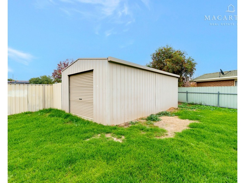 3 Dunlop Place, Ashmont NSW 2650