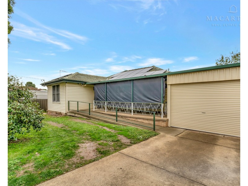 5 Tarakan Avenue, Ashmont NSW 2650