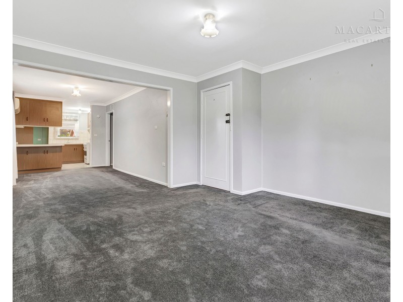 5 Tarakan Avenue, Ashmont NSW 2650