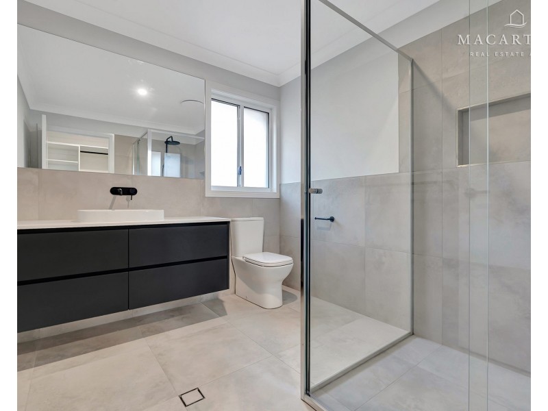 22 Lacebark Drive, Forest Hill NSW 2651