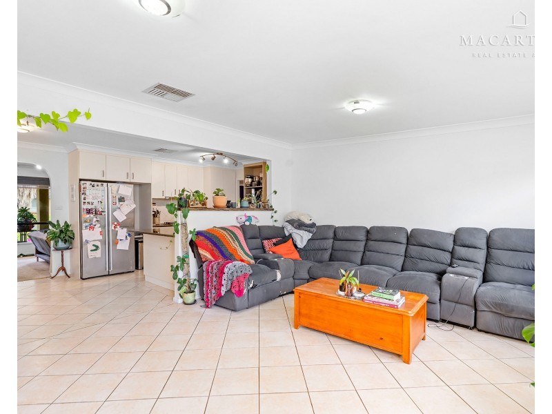 29 Goborra Street, Glenfield Park NSW 2650
