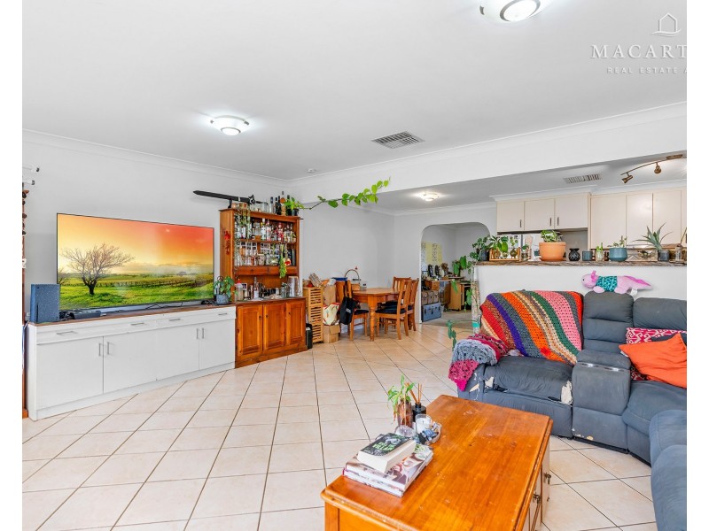 29 Goborra Street, Glenfield Park NSW 2650