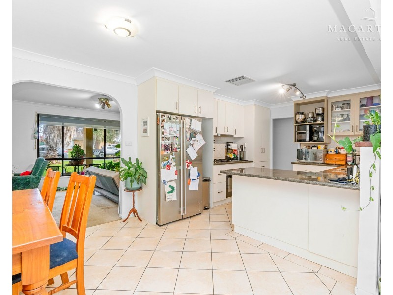 29 Goborra Street, Glenfield Park NSW 2650