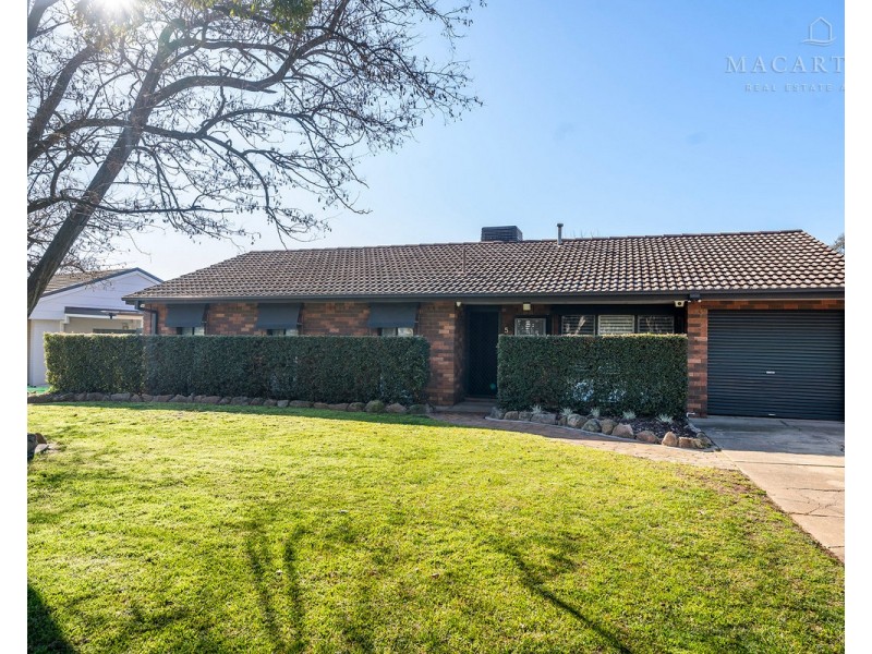 5 Bandera Avenue, Glenfield Park NSW 2650