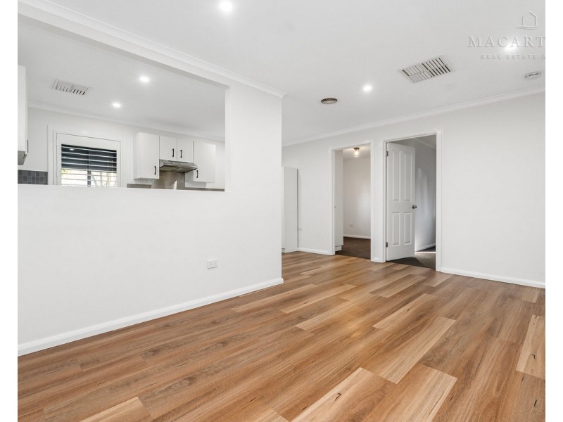 5 Bandera Avenue, Glenfield Park NSW 2650
