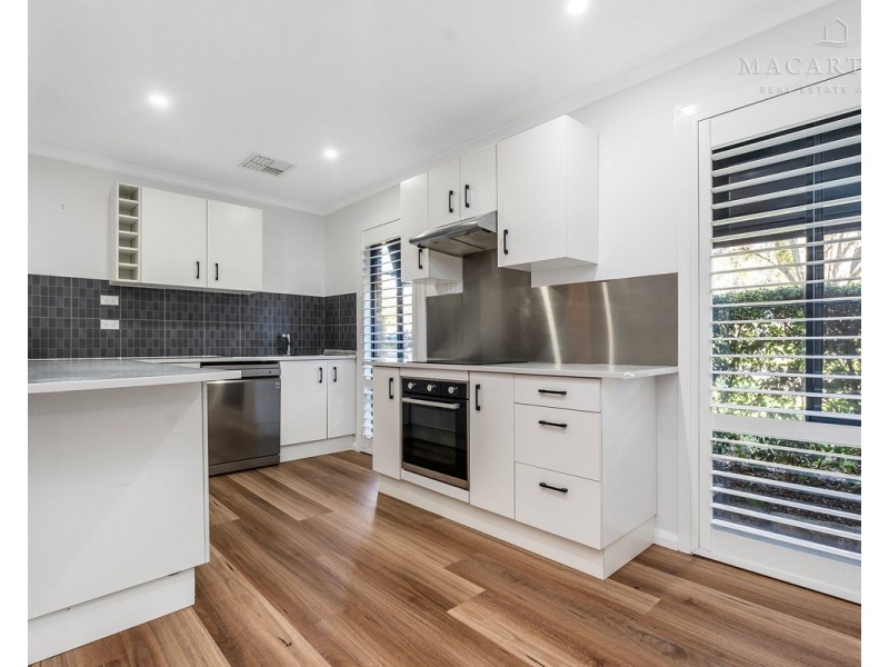 5 Bandera Avenue, Glenfield Park NSW 2650