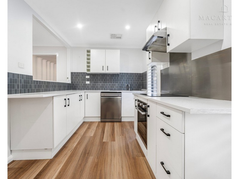 5 Bandera Avenue, Glenfield Park NSW 2650