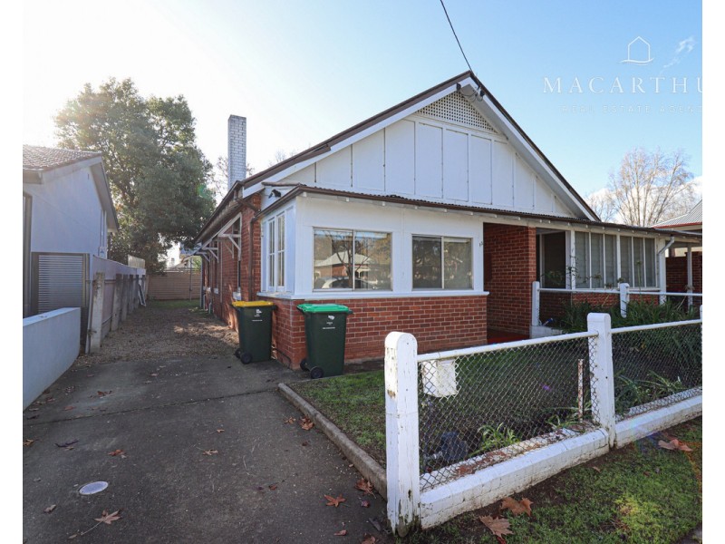 13 Freer Street, Wagga Wagga NSW 2650