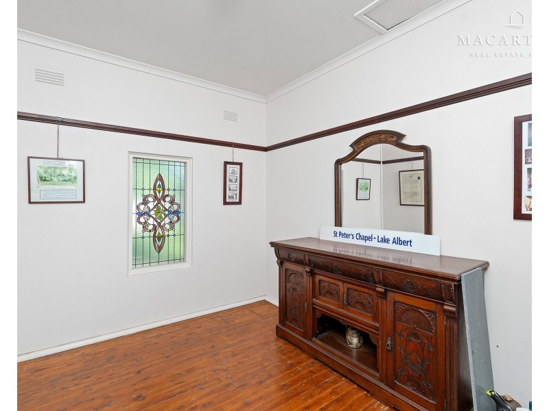 111 Main Street, Lake Albert NSW 2650