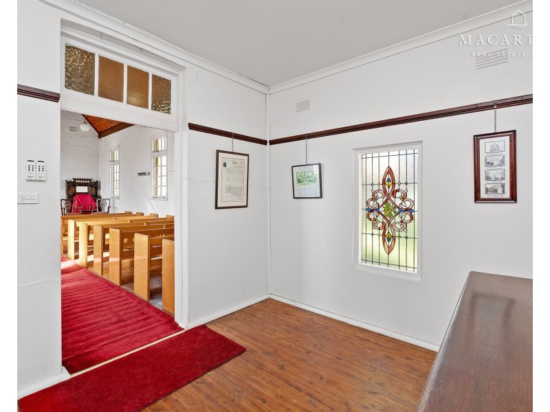 111 Main Street, Lake Albert NSW 2650