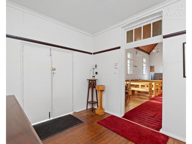 111 Main Street, Lake Albert NSW 2650