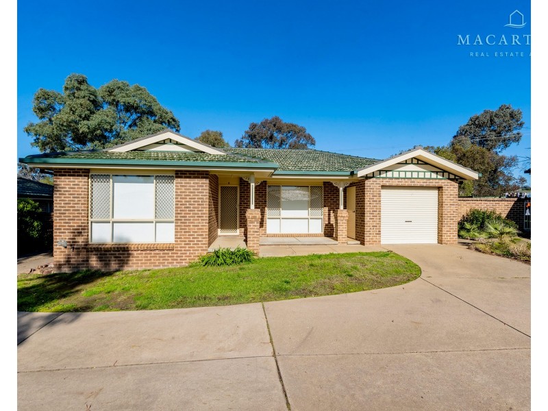 3/95 Balleroo Crescent, Glenfield Park NSW 2650