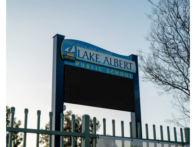 2 Coachwood Drive, Lake Albert NSW 2650