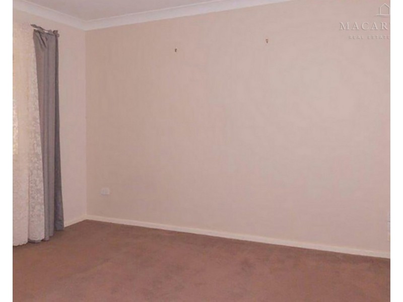 25 Kilpatrick Street, Kooringal NSW 2650