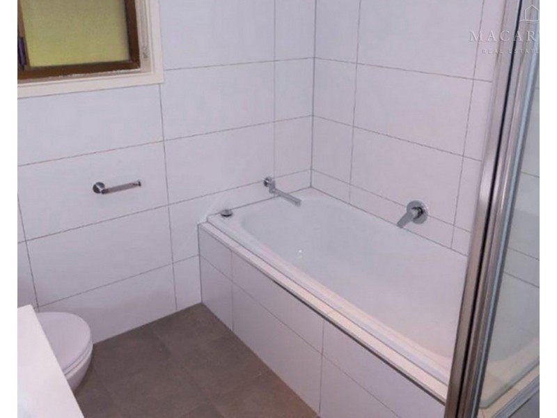 25 Kilpatrick Street, Kooringal NSW 2650