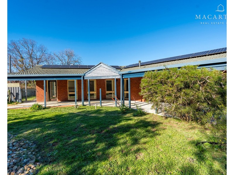 21 Inglis Street, Lake Albert NSW 2650