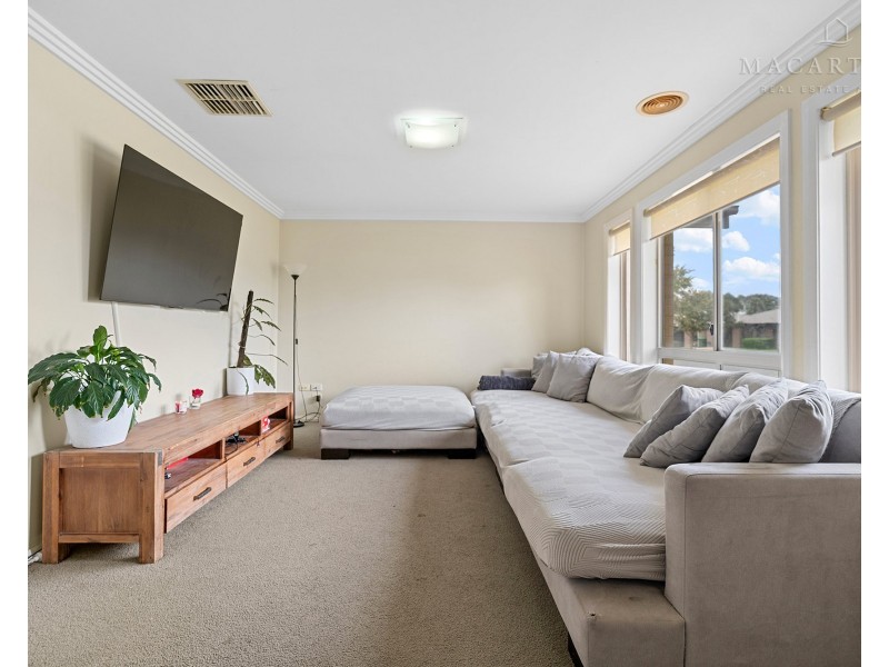 5 Yoogali Street, Glenfield Park NSW 2650