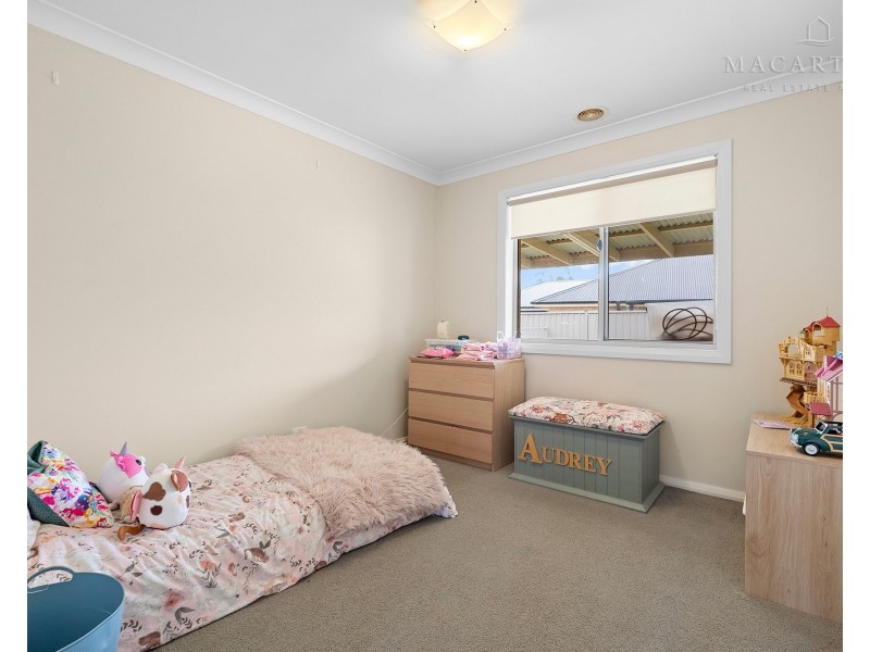 5 Yoogali Street, Glenfield Park NSW 2650