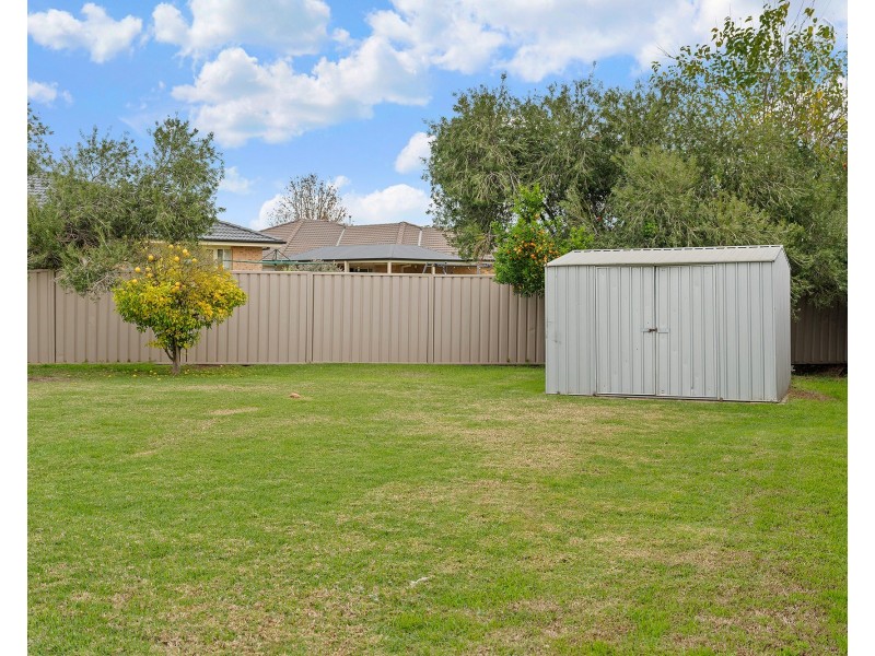 5 Yoogali Street, Glenfield Park NSW 2650