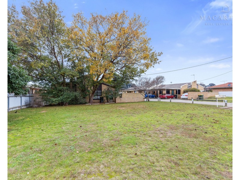 2/22 Bulolo Street, Ashmont NSW 2650