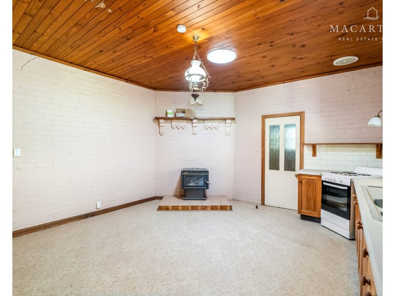 6 Urana Street, The Rock NSW 2655