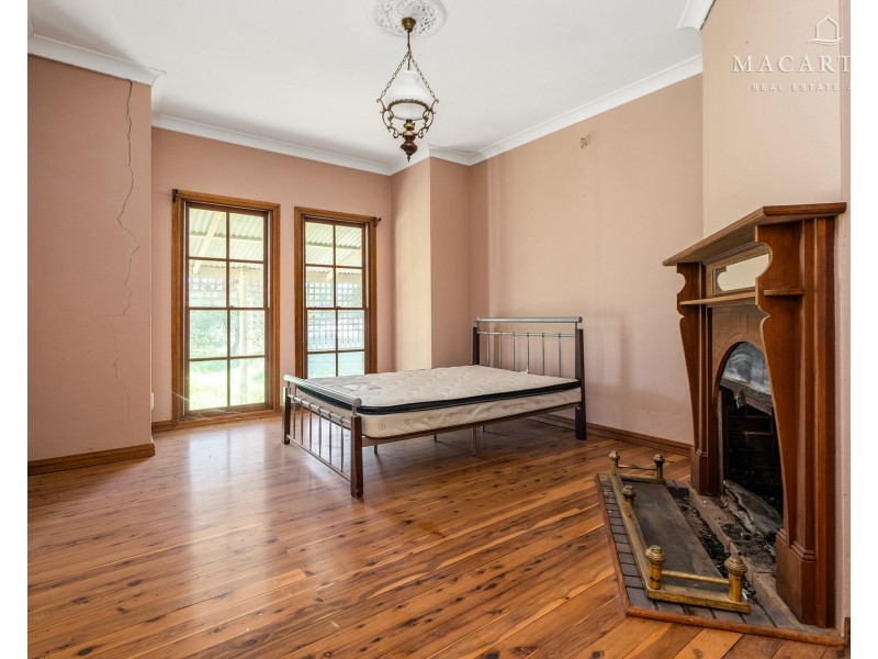 6 Urana Street, The Rock NSW 2655
