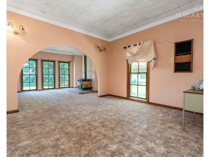 6 Urana Street, The Rock NSW 2655
