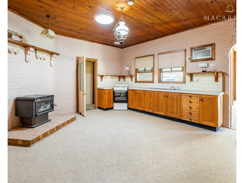 6 Urana Street, The Rock NSW 2655