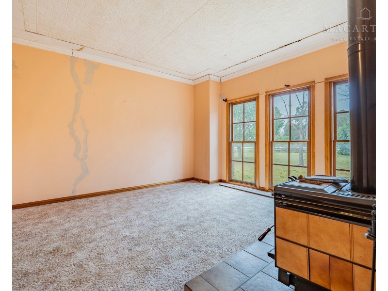 6 Urana Street, The Rock NSW 2655