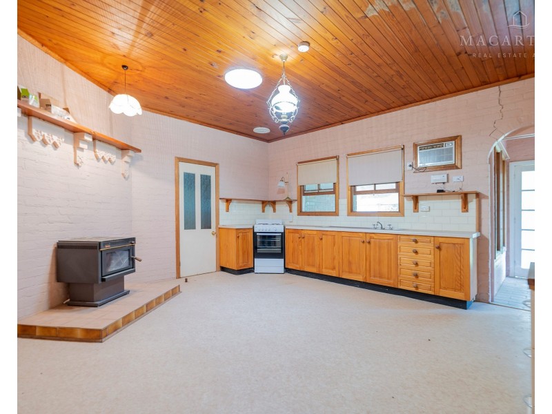 6 Urana Street, The Rock NSW 2655
