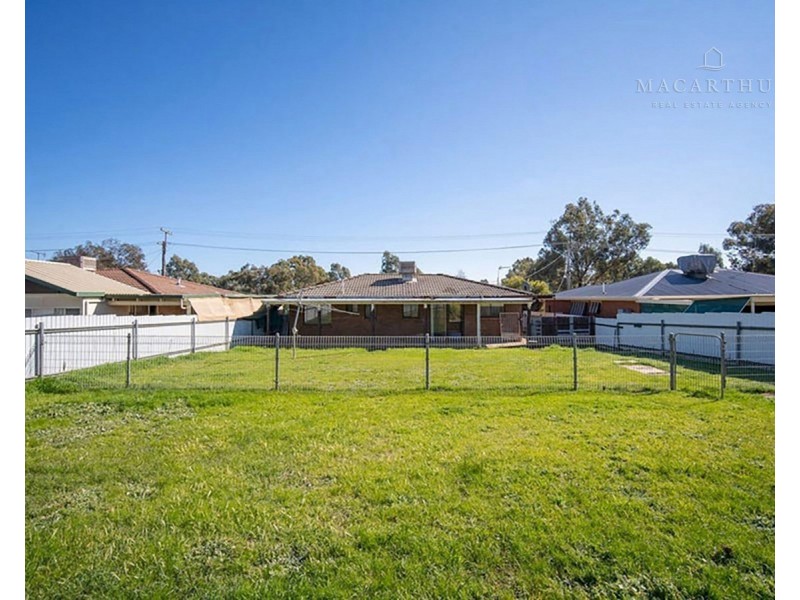 25 Truscott Drive, Ashmont NSW 2650