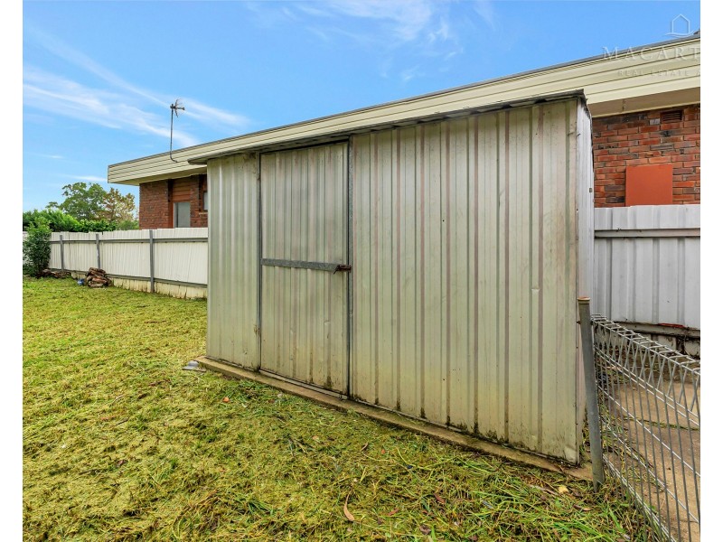 11 Moran Street, Tolland NSW 2650