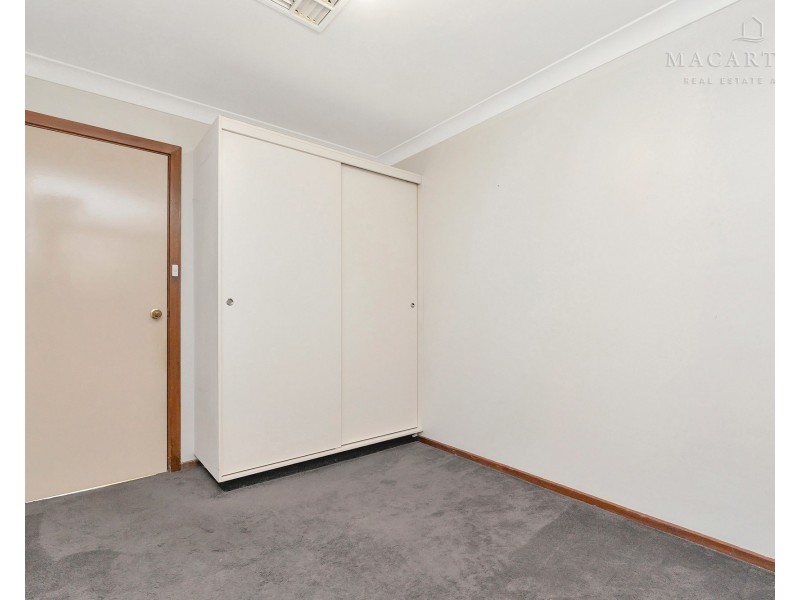 20 Elanora Place, Glenfield Park NSW 2650